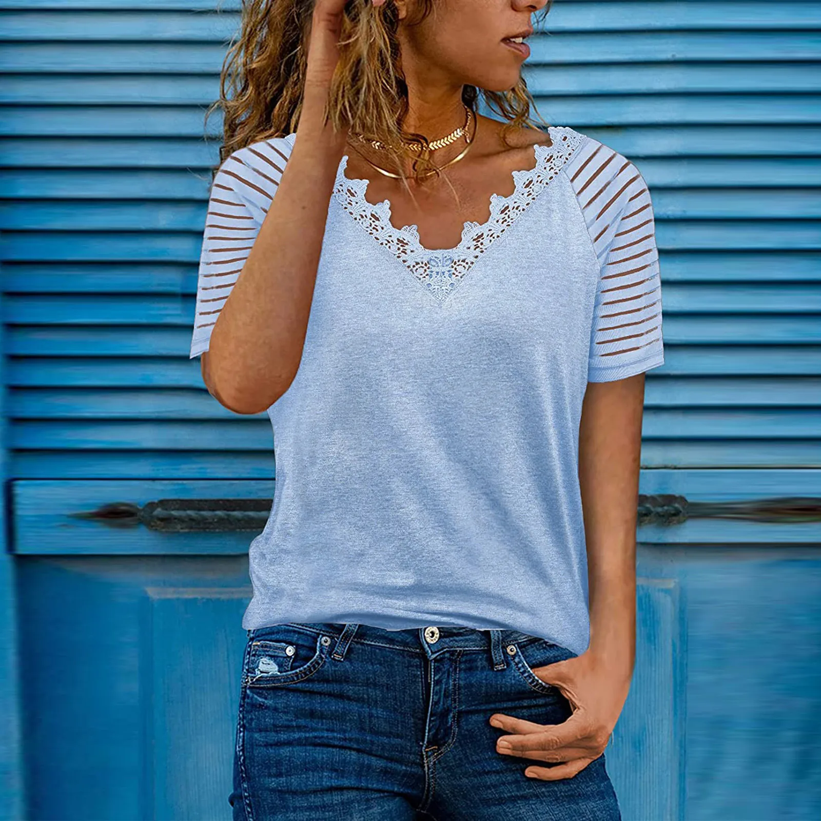 Модные женские летние футболки, сетчатые дизайнерские кружевные прозрачные пуловеры в стиле пэчворк с оборками и круглым вырезом, однотонн...
Модные женские летние футболки, сетчатые дизайнерские кружевные прозрачные пуловеры в стиле пэчворк с оборками и круглым вырезом, однотонн...