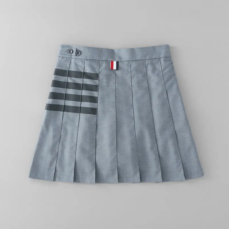 Summer Preppy Style Korean Style TB High Waist Pleated Skirt Women Clothing Fresh Sweet Splicing Fit Slimming A Line Short Skirt
Summer Preppy Style Korean Style TB High Waist Pleated Skirt Women Clothing Fresh Sweet Splicing Fit Slimming A Line Short Skirt
