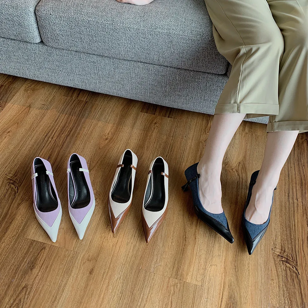 Туфли-лодочки женские с острым носком, офисные туфли без застежки, на тонком высоком каблуке, вечерние туфли-лодочки, черные, белые, коричнев...
Туфли-лодочки женские с острым носком, офисные туфли без застежки, на тонком высоком каблуке, вечерние туфли-лодочки, черные, белые, коричнев...