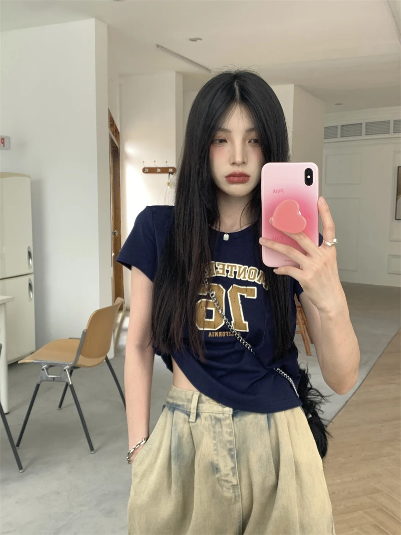 Monroe diary American style straight shoulder short sleeve T-shirt women's summer loose design sense niche short retro Spice Gir
Monroe diary American style straight shoulder short sleeve T-shirt women's summer loose design sense niche short retro Spice Gir