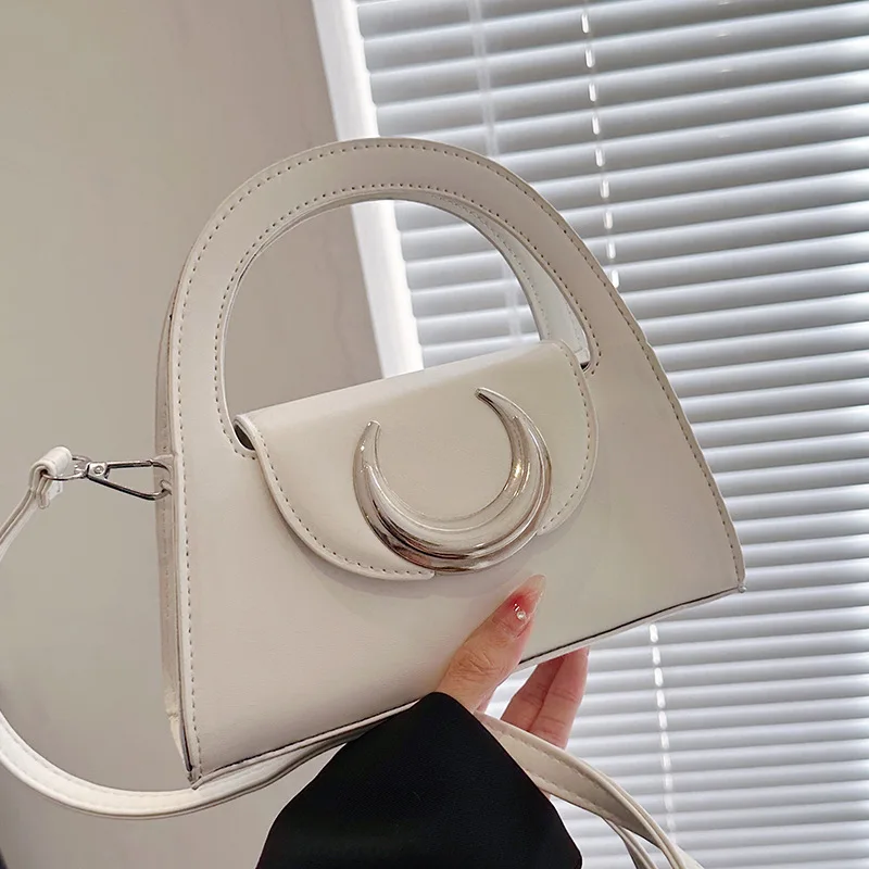 New Cute Sailor Moon Mini Crossbody Bag Solid Color Ladies Handbags For Women Designer Luxury Bag Fashion Sweet Shoulder Bags
New Cute Sailor Moon Mini Crossbody Bag Solid Color Ladies Handbags For Women Designer Luxury Bag Fashion Sweet Shoulder Bags