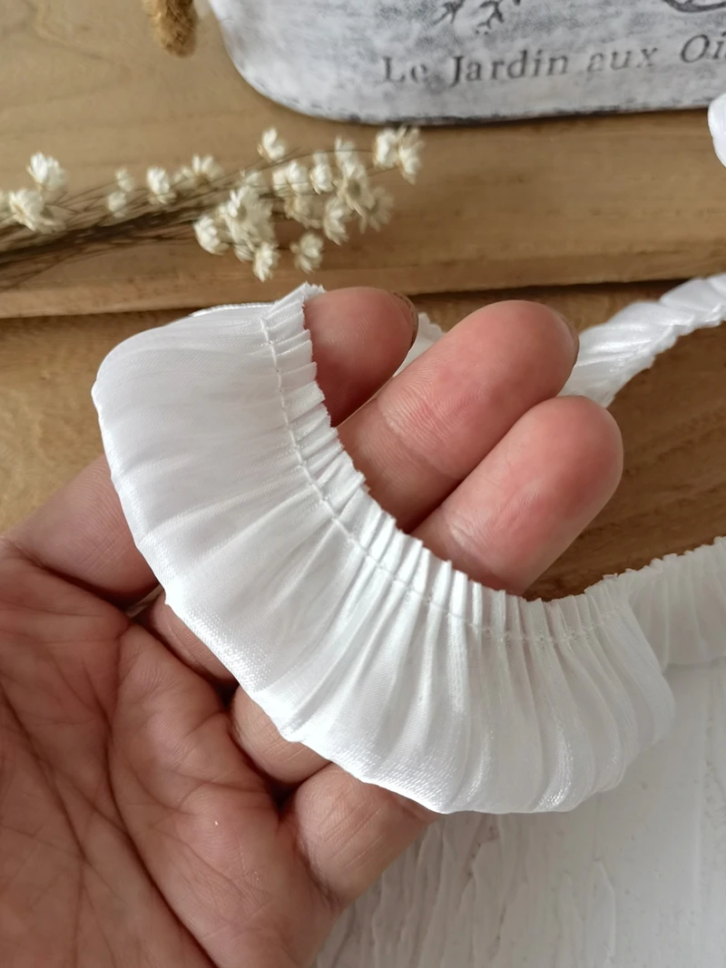 5Yard Luxury 3/5CM Wide White 3D Pleated 2 Layer Ruffle Trim for Prom Even Dresses Bows Lace Fabic for Crafts Sewing Accessories
5Yard Luxury 3/5CM Wide White 3D Pleated 2 Layer Ruffle Trim for Prom Even Dresses Bows Lace Fabic for Crafts Sewing Accessories