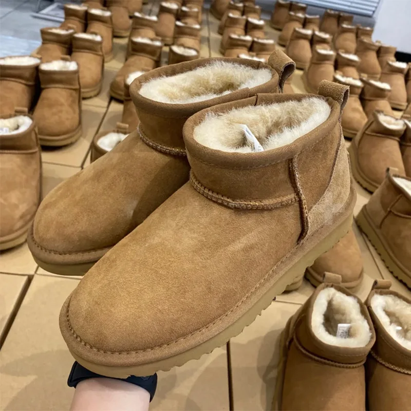 2022 Winter Boots Real Sheepskin Wool Low-cut Warm Fur Shoes Flats Fur Ladies Snow Boots Warterproof High Quality
2022 Winter Boots Real Sheepskin Wool Low-cut Warm Fur Shoes Flats Fur Ladies Snow Boots Warterproof High Quality