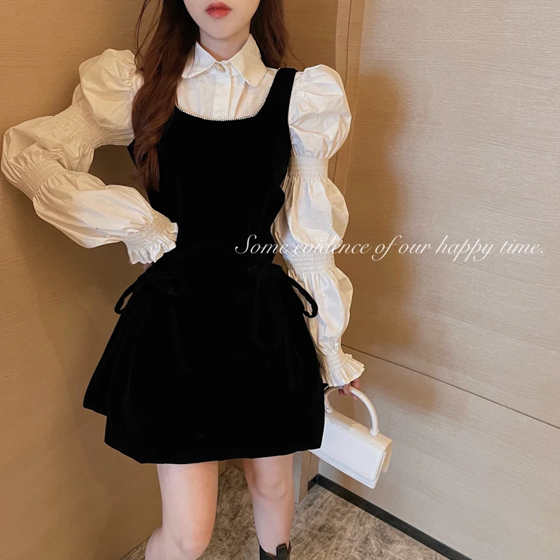 Casual Puff Sleeve Pleated Shirt Women White Lapel Blouse Top Vintage Sexy Bandage Backless Black Velvet Dress Vest Tank Autumn
Casual Puff Sleeve Pleated Shirt Women White Lapel Blouse Top Vintage Sexy Bandage Backless Black Velvet Dress Vest Tank Autumn