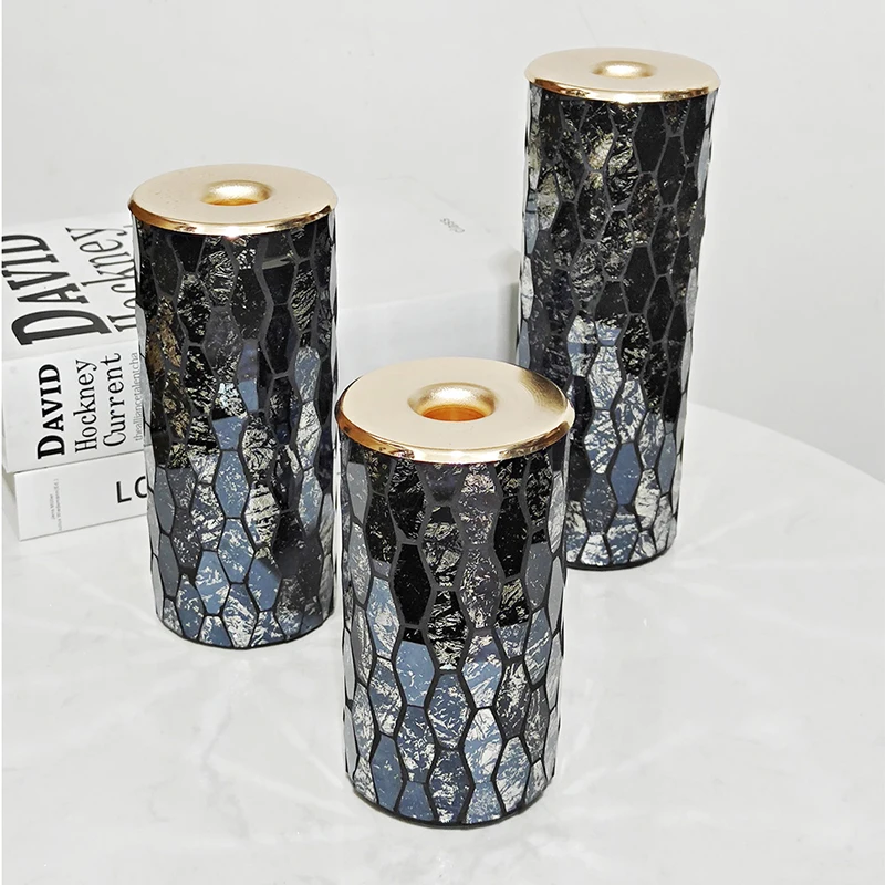 Design Vintage Glass Candlestick Dining Table Pillar Nordic Golden Candle Holder Transparent Candelabros Decorativos Room Decor
Design Vintage Glass Candlestick Dining Table Pillar Nordic Golden Candle Holder Transparent Candelabros Decorativos Room Decor