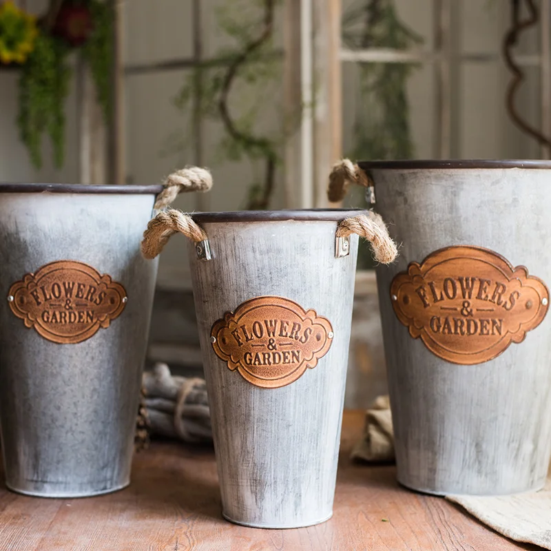 Vintage Tin High Barrel Flower Pot Flower Tube Old European American Japanese Plant Pots Decorative Floor Vase with Handle
Vintage Tin High Barrel Flower Pot Flower Tube Old European American Japanese Plant Pots Decorative Floor Vase with Handle