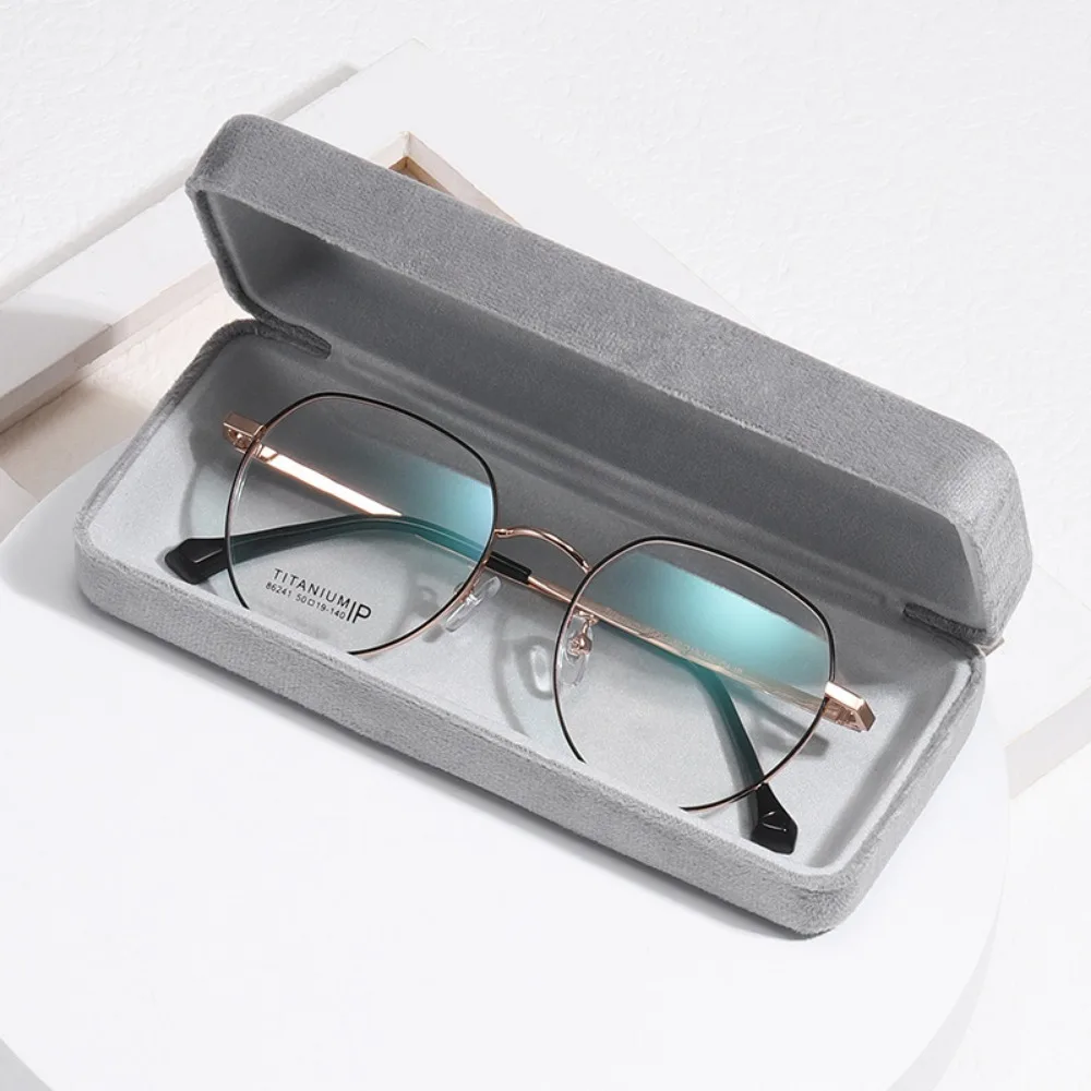 Portable Presbyopia Women Myopia Full Frame Eyeglasses Box Glasses Case Premium Flocking
Portable Presbyopia Women Myopia Full Frame Eyeglasses Box Glasses Case Premium Flocking