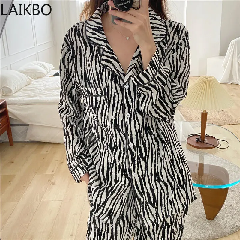 Pijama Set Woman 2 Pieces Nightie Sleepwear Home Clothes Zebra Pattern Pajamas Girl Winter Pyjama Female Suit Outfits Homewear
Pijama Set Woman 2 Pieces Nightie Sleepwear Home Clothes Zebra Pattern Pajamas Girl Winter Pyjama Female Suit Outfits Homewear