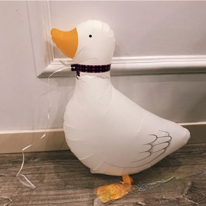 white Little duck standing outdoor walking animal cartoon aluminum film birthday gift Japanese walking balloon festival supplies
white Little duck standing outdoor walking animal cartoon aluminum film birthday gift Japanese walking balloon festival supplies