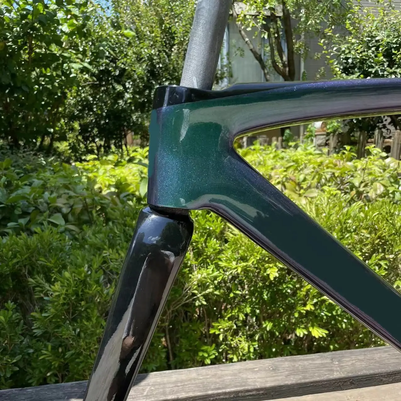 SL7 Carbon Bike Frameset Chameleon Road Bike Frame T1100 1:1 Carbon Bicycle Frame Fit Di2 Contact us for more discounts!
SL7 Carbon Bike Frameset Chameleon Road Bike Frame T1100 1:1 Carbon Bicycle Frame Fit Di2 Contact us for more discounts!