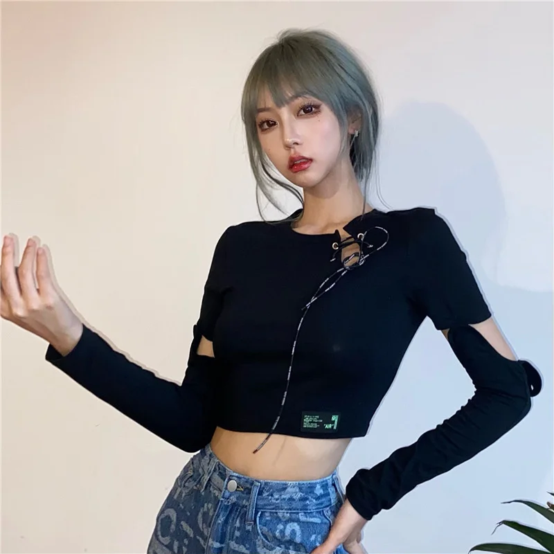 Goth Women Fashion Black Top Solid Color Long Sleeve Round Neck Slim Pullover Gothic Style Ladies Tops For Spring 2023
Goth Women Fashion Black Top Solid Color Long Sleeve Round Neck Slim Pullover Gothic Style Ladies Tops For Spring 2023
