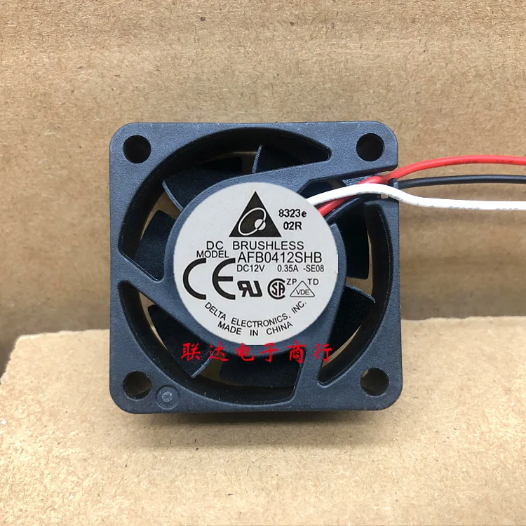 3-проводной Вентилятор охлаждения сервера Delta Electronics AFB0412SHB SE08, 12 В постоянного тока, 0,35 А, 40x40x15 мм
3-проводной Вентилятор охлаждения сервера Delta Electronics AFB0412SHB SE08, 12 В постоянного тока, 0,35 А, 40x40x15 мм