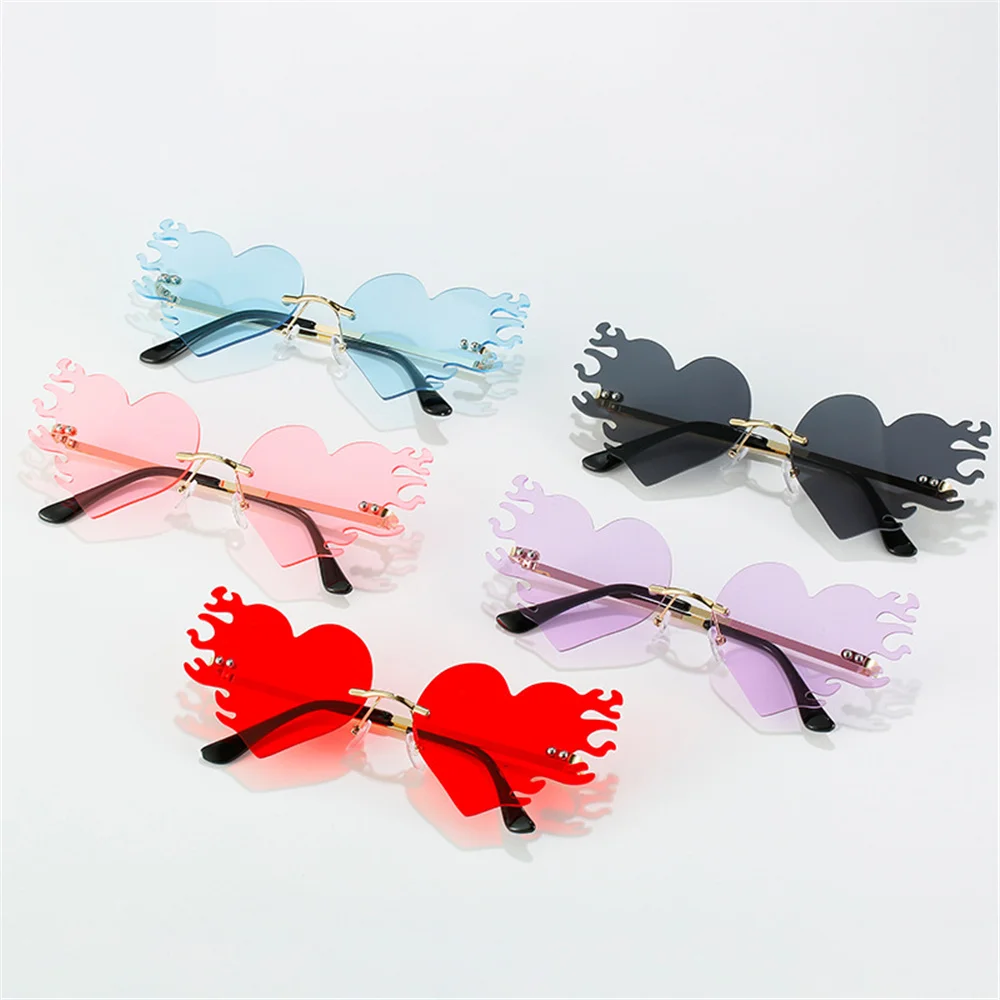 

Fashion Heart Flame Shape Women Sunglasses Brand Designer Lovely Rimless Sun Glasses For Female Vintage Pink Ladies Shades UV400