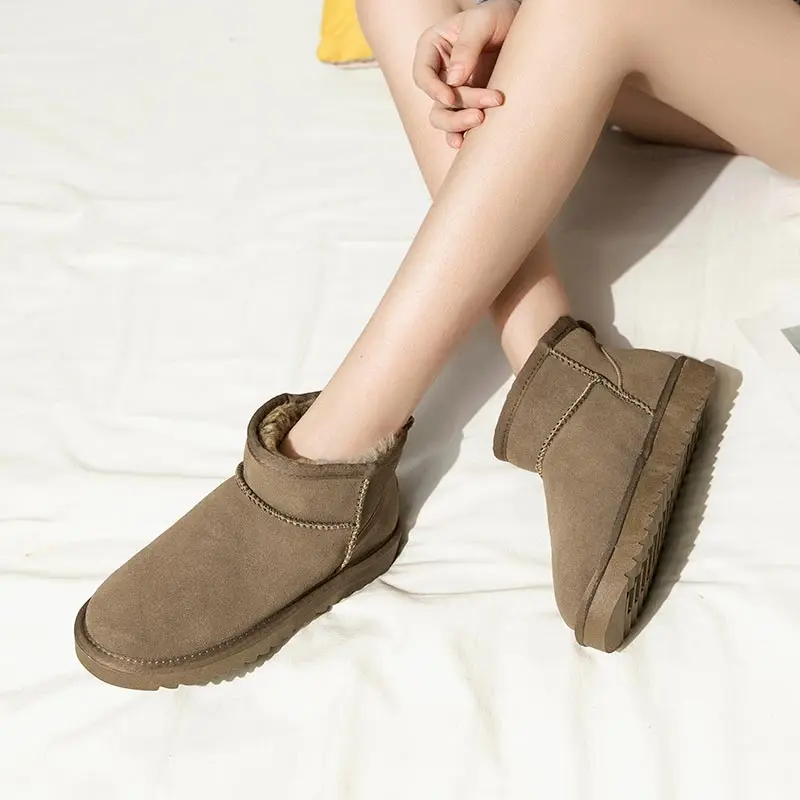 Женские теплые кроссовки с круглым носком, спортивные женские фирменные кроссовки под костюм для бега, тенниса, женская спортивная обувь, п...
Женские теплые кроссовки с круглым носком, спортивные женские фирменные кроссовки под костюм для бега, тенниса, женская спортивная обувь, п...