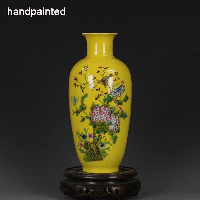Jingdezhen Antique Vase Handpainted Porcelain Qing Qianlong Collection Of Old Flower Birds Vase Decoration Goods 
Jingdezhen Antique Vase Handpainted Porcelain Qing Qianlong Collection Of Old Flower Birds Vase Decoration Goods