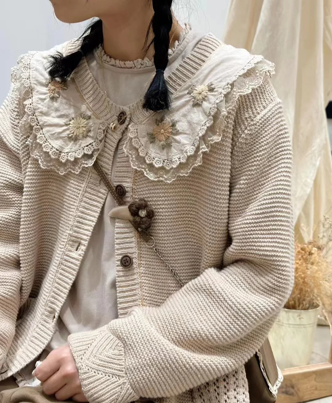 Autumn Mori Girl Cotton Yarn Floral Embroidery Lace Peter Pan Collar Sweaters Aesthetic Cottage Core Korea Sweet Lolita Cardigan
Autumn Mori Girl Cotton Yarn Floral Embroidery Lace Peter Pan Collar Sweaters Aesthetic Cottage Core Korea Sweet Lolita Cardigan