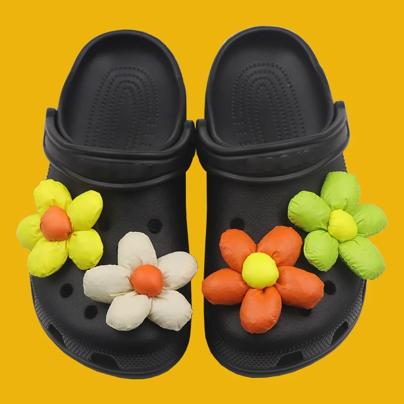 Фото Летние подвески в форме крокса с пузырьками и цветами сандалии пряжкой для обуви