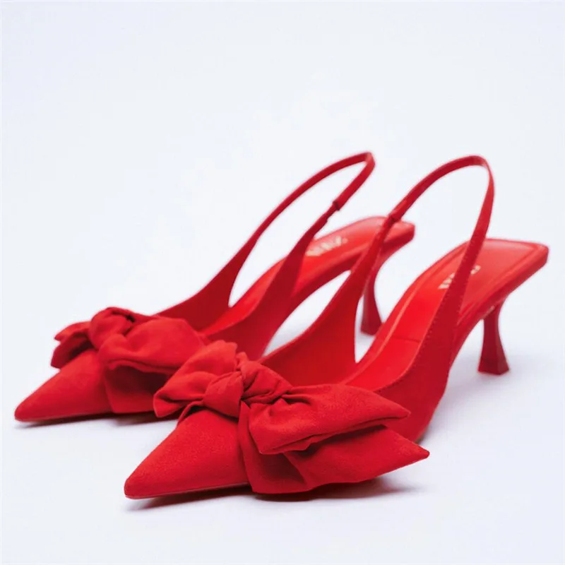 Women's Shoes Autumn Orange Lace-up Stiletto Heel Pointed High Heel Rhinestone Buckle Temperament Muller Single Shoe Women
Women's Shoes Autumn Orange Lace-up Stiletto Heel Pointed High Heel Rhinestone Buckle Temperament Muller Single Shoe Women