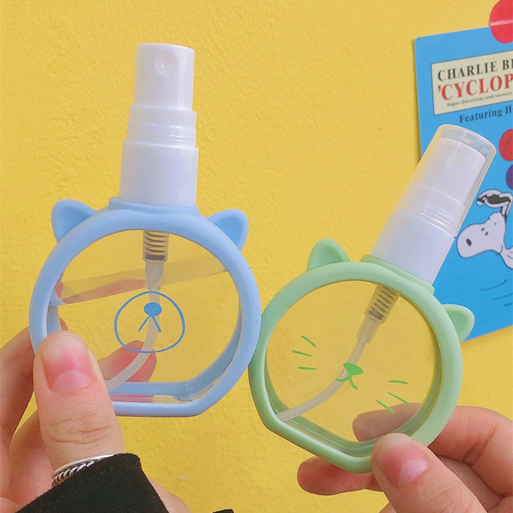 1Pcs 55ml Travel Refillable Eliquid Spray Alcochol Bottle Empty Container for Cosmetics Portable Perfume Atomizer Moisturize
1Pcs 55ml Travel Refillable Eliquid Spray Alcochol Bottle Empty Container for Cosmetics Portable Perfume Atomizer Moisturize