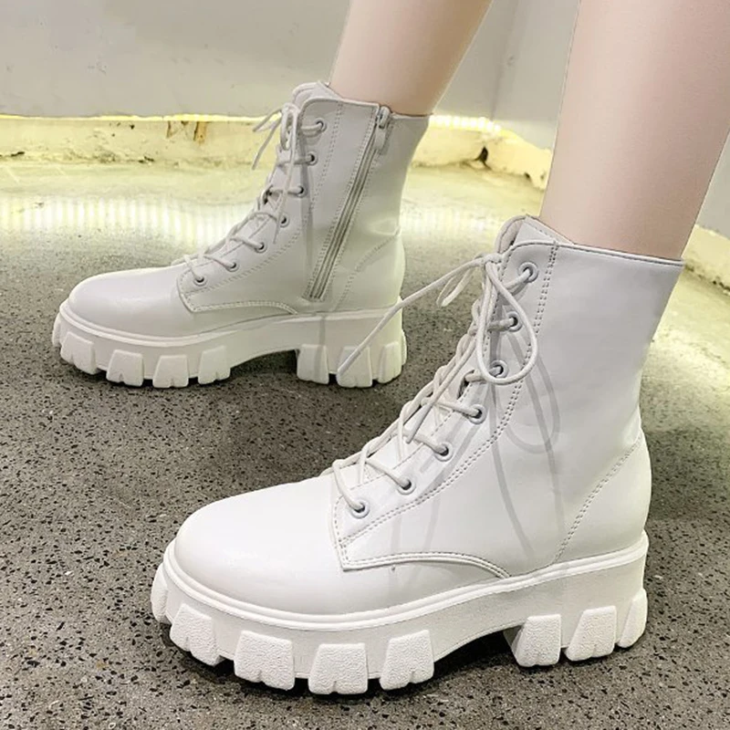 Chunky Platform Ankle Boots Women 2022 Autumn Black PU Leather Boots Woman Plus Size 43 Lace Up Thick Bottom Motorcycle Shoes
Chunky Platform Ankle Boots Women 2022 Autumn Black PU Leather Boots Woman Plus Size 43 Lace Up Thick Bottom Motorcycle Shoes