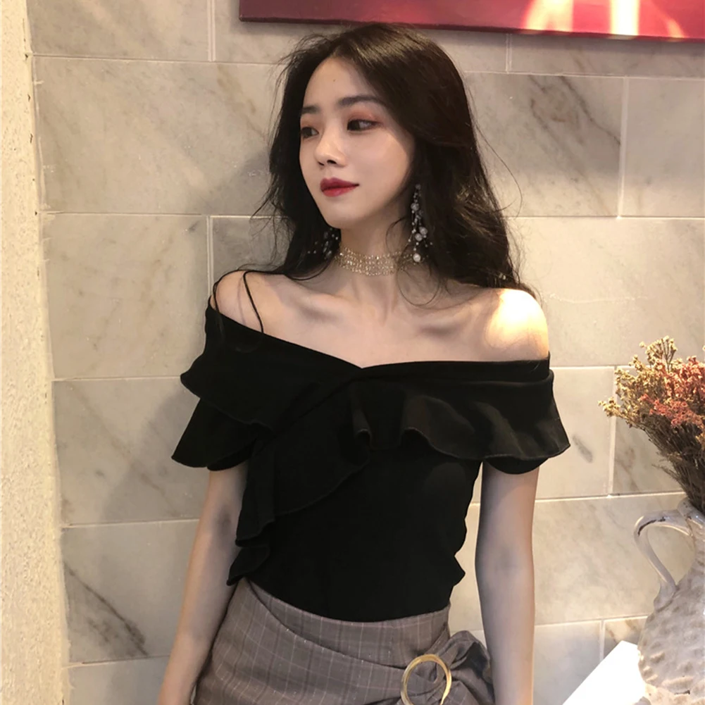 Casual Pullover T-shirts Tees Women Slim Shoulder Solid Short Sleeve T-shirts for Outdoor Shopping Traveling Ornaments
Casual Pullover T-shirts Tees Women Slim Shoulder Solid Short Sleeve T-shirts for Outdoor Shopping Traveling Ornaments