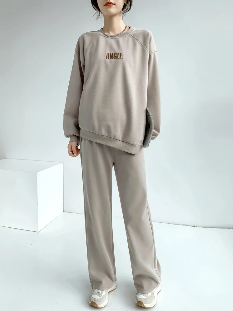 635# Autumn Spring Cotton Maternity Sweatshirts Pants Sets Sports Casual Loose Hoodies Clothes for Pregnant Women Pregnancy Tops
635# Autumn Spring Cotton Maternity Sweatshirts Pants Sets Sports Casual Loose Hoodies Clothes for Pregnant Women Pregnancy Tops