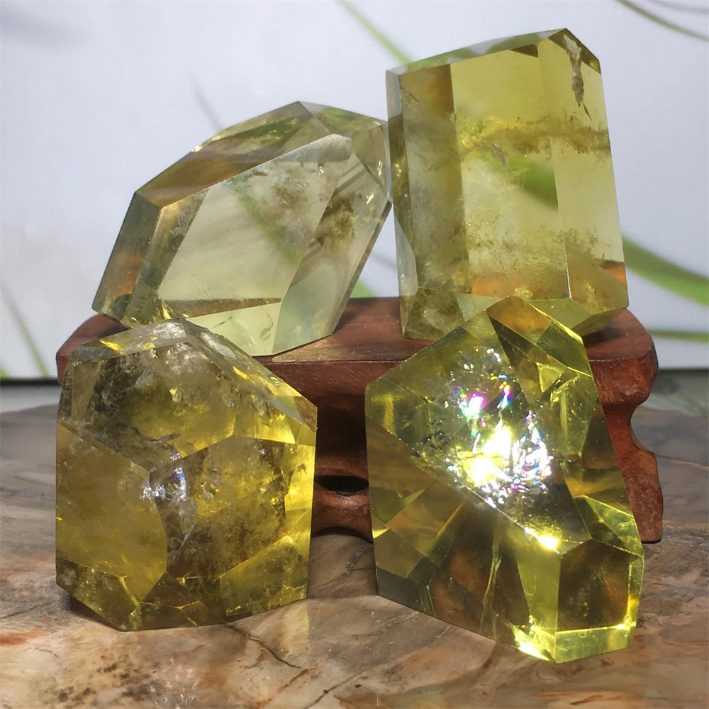 Цитрин и Smoky кварцевый Природный кристалл Topaz Gem минеральный камень коллекция подарок бесплатный образец домашний Декор Аксессуары совреме...
Цитрин и Smoky кварцевый Природный кристалл Topaz Gem минеральный камень коллекция подарок бесплатный образец домашний Декор Аксессуары совреме...