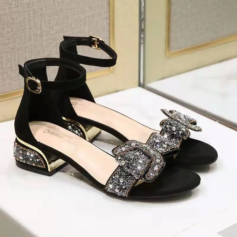 Women Sandals 2022 Summer New Thick Heel Heels Women Medium Heel Rhinestone Soft Bottom Pumps for Women Shoes Open Toe Shoes 
Women Sandals 2022 Summer New Thick Heel Heels Women Medium Heel Rhinestone Soft Bottom Pumps for Women Shoes Open Toe Shoes