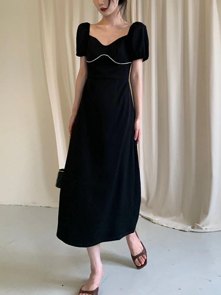 French Vintage Black Midi Dress Woman Short Sleeve Casual Slim Dress Korean Style Evening Party Dress Elegant Basic 2022 Summer
French Vintage Black Midi Dress Woman Short Sleeve Casual Slim Dress Korean Style Evening Party Dress Elegant Basic 2022 Summer
