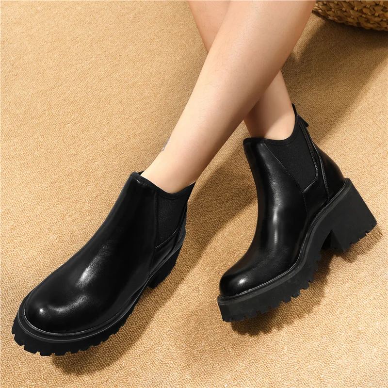 Spring Autumn Ladies Sexy Boots Patent Leather Size 36-43 Office Work Shoes Thick Heels Non-slip Sole New Women's Ankle Boots 
Spring Autumn Ladies Sexy Boots Patent Leather Size 36-43 Office Work Shoes Thick Heels Non-slip Sole New Women's Ankle Boots