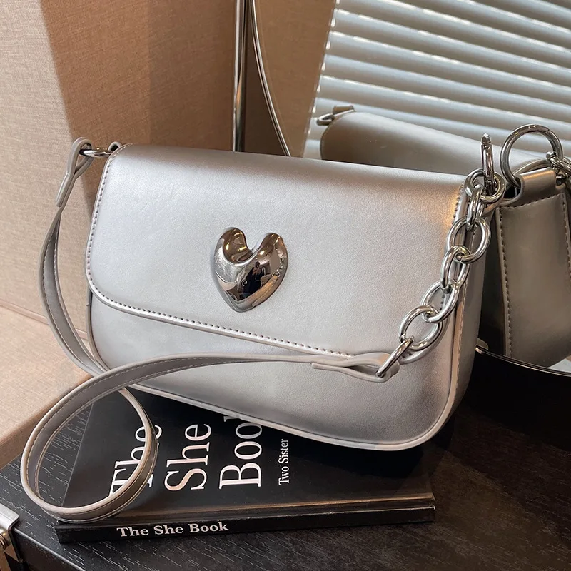 Fashion Shoulder Bag for Women 2023 Casual Crossbody Bags PU Leather Solid Color Simple Handbag Ins Chic Lady Small Flap Bag 
Fashion Shoulder Bag for Women 2023 Casual Crossbody Bags PU Leather Solid Color Simple Handbag Ins Chic Lady Small Flap Bag