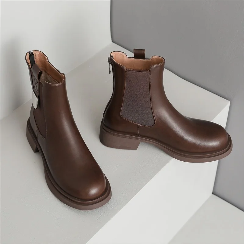 Коричневые короткие ботинки челси в стиле ретро, женские осенне-зимние новые сигаретные ботинки на среднем каблуке, короткие ботинки с толс...
Коричневые короткие ботинки челси в стиле ретро, женские осенне-зимние новые сигаретные ботинки на среднем каблуке, короткие ботинки с толс...
