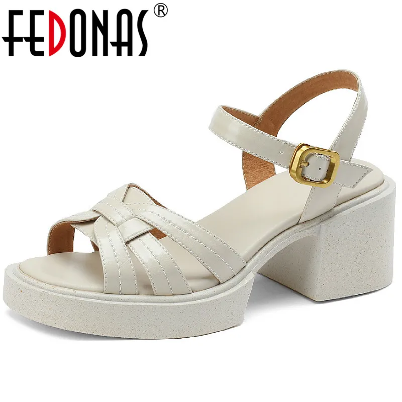 FEDONAS Classic Retro Fashion Women Platforms Sandals Patent Leather Thick Heels Office Ladies Party Summer Shoes Woman Pumps
FEDONAS Classic Retro Fashion Women Platforms Sandals Patent Leather Thick Heels Office Ladies Party Summer Shoes Woman Pumps