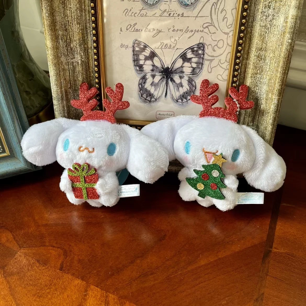 Милый брелок Sanrio Cinnamoroll плюшевая кукла подарки Kawaii пушистая мягкая Рождественская елка игрушка подвеска на рюкзак праздничный подарок
Милый брелок Sanrio Cinnamoroll плюшевая кукла подарки Kawaii пушистая мягкая Рождественская елка игрушка подвеска на рюкзак праздничный подарок