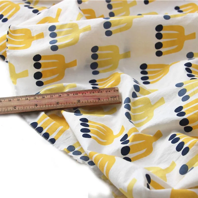 100% Cotton Wshed White Yellow Banana Flower Fine Thin Fabric for Summer Craft Dress Clothes Blouse Shirt Sheet Handwork Textile
100% Cotton Wshed White Yellow Banana Flower Fine Thin Fabric for Summer Craft Dress Clothes Blouse Shirt Sheet Handwork Textile