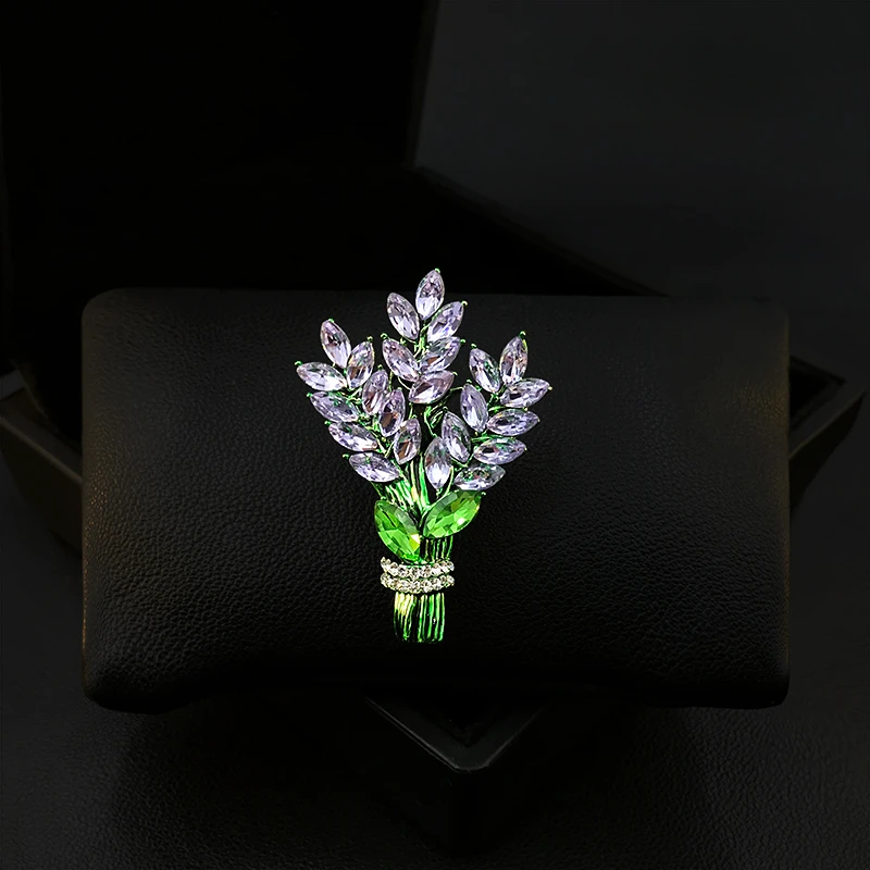 Romantic Purple Lavender Brooch High-End Women Suit Neckline Pin Coat Decoration Luxury Love Gift Clothes Accessory Jewelry 5119
Romantic Purple Lavender Brooch High-End Women Suit Neckline Pin Coat Decoration Luxury Love Gift Clothes Accessory Jewelry 5119