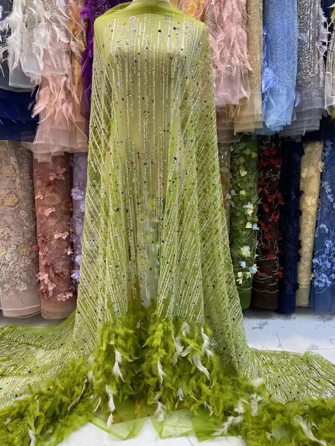 Red African Feather 3D Lace Fabric Embroidery 2023 High Quality Stones Nigerian 3D Tulle Lace For Wedding Party Long Dress Sew
Red African Feather 3D Lace Fabric Embroidery 2023 High Quality Stones Nigerian 3D Tulle Lace For Wedding Party Long Dress Sew