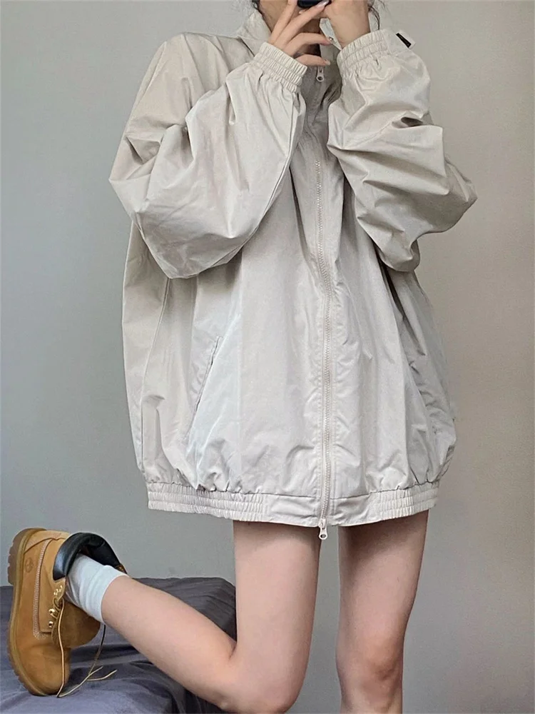 Y2K Gray Windbreaker Jackets Women Korean Fashion Oversized Basic Zip Up Outerwear Female Streetwear Harajuku Retro Coat
Y2K Gray Windbreaker Jackets Women Korean Fashion Oversized Basic Zip Up Outerwear Female Streetwear Harajuku Retro Coat