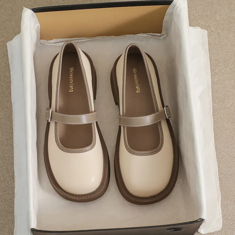 French Mary Jane Shoes Women's 2022 New Fashion Casual One-word Belt Single Shoes Retro British Large Size Women's Shoes
French Mary Jane Shoes Women's 2022 New Fashion Casual One-word Belt Single Shoes Retro British Large Size Women's Shoes