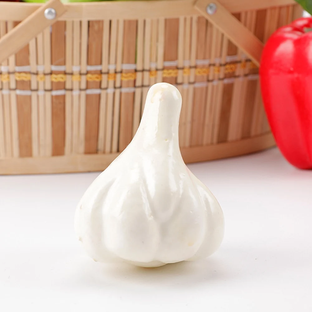 Simulated Vegetable Garlic/Sweet Potato/Cucumber/Balsam Pear/Pepper/Radish Foam Fake Vegetable Model Home Decor
Simulated Vegetable Garlic/Sweet Potato/Cucumber/Balsam Pear/Pepper/Radish Foam Fake Vegetable Model Home Decor