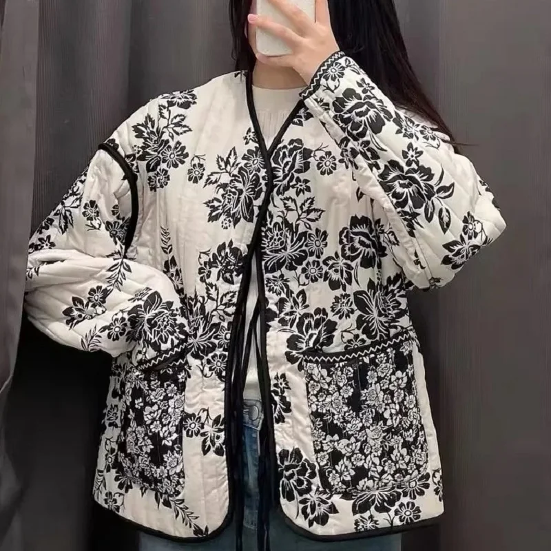 Двухсторонняя хлопковая куртка YEMOGGY для зимы, Женская куртка с карманами, новинка 2023, повседневное Свободное пальто с V-образным вырезом и цветочным принтом
Двухсторонняя хлопковая куртка YEMOGGY для зимы, Женская куртка с карманами, новинка 2023, повседневное Свободное пальто с V-образным вырезом и цветочным принтом