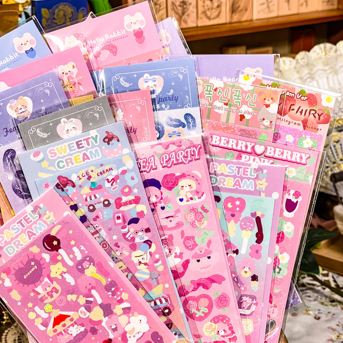 SKYSONIC NEW ARRIVAL 5PCS 6PCS Full Set Series Decorative Pink Stickers Kpop Idol Card Album Sticker Agenda Korean Stationery
SKYSONIC NEW ARRIVAL 5PCS 6PCS Full Set Series Decorative Pink Stickers Kpop Idol Card Album Sticker Agenda Korean Stationery
