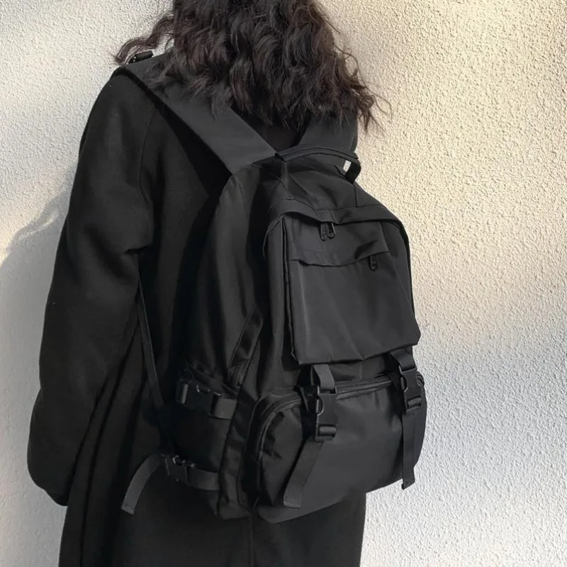 Backpacks Preppy Students Backpack Large Capacity Button Travel Bag Solid Simple Harajuku Chic Fashion Retro Unisex High Street
Backpacks Preppy Students Backpack Large Capacity Button Travel Bag Solid Simple Harajuku Chic Fashion Retro Unisex High Street