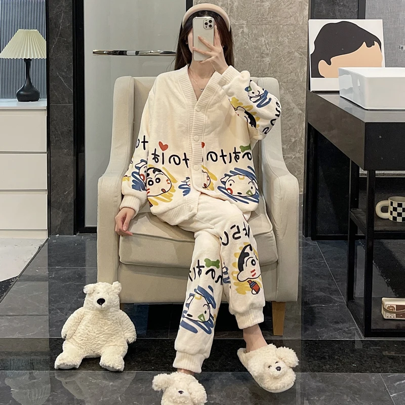 V Neck Warm Winter Pijama Thick Flannel Sleepwear Anime Cat Home Clothes Loose Nightgowns Casual Lady Pijama Cardigan Leisure
V Neck Warm Winter Pijama Thick Flannel Sleepwear Anime Cat Home Clothes Loose Nightgowns Casual Lady Pijama Cardigan Leisure