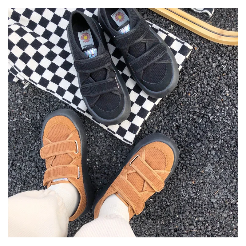 Retro Loafers Women Spring Autumn New Ins Suede Velcro All-match Small Single Shoes College Style Thick-soled Casual Shoes
Retro Loafers Women Spring Autumn New Ins Suede Velcro All-match Small Single Shoes College Style Thick-soled Casual Shoes