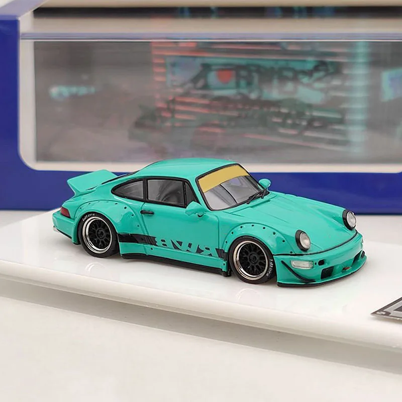 Резиновая модель в масштабе 1:64, 911 купе, рант 964, Классическая коллекция для взрослых, украшение, сувенир
Резиновая модель в масштабе 1:64, 911 купе, рант 964, Классическая коллекция для взрослых, украшение, сувенир