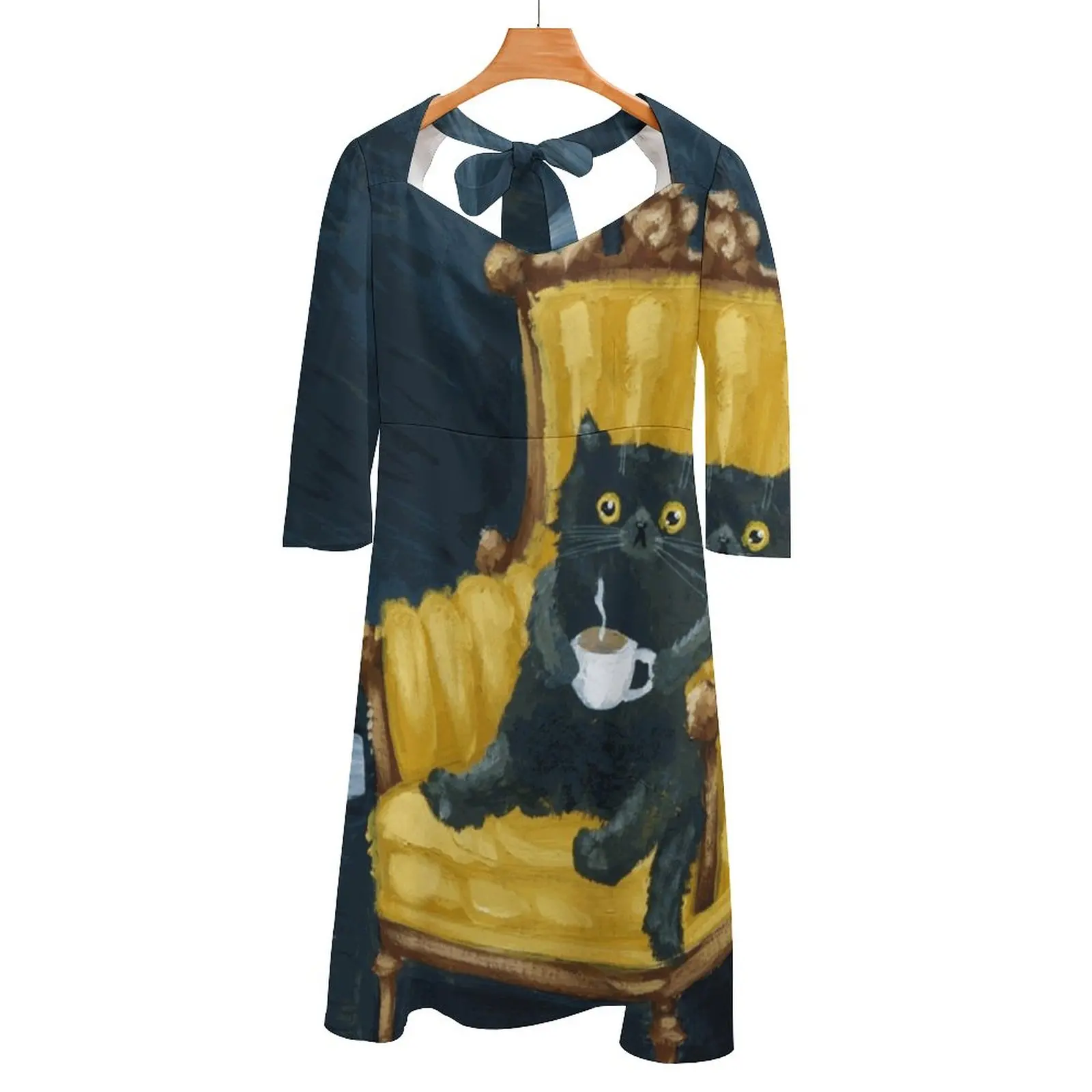 Платье вечернее на завязках с открытой спиной и квадратным вырезом 
Платье вечернее на завязках с открытой спиной и квадратным вырезом