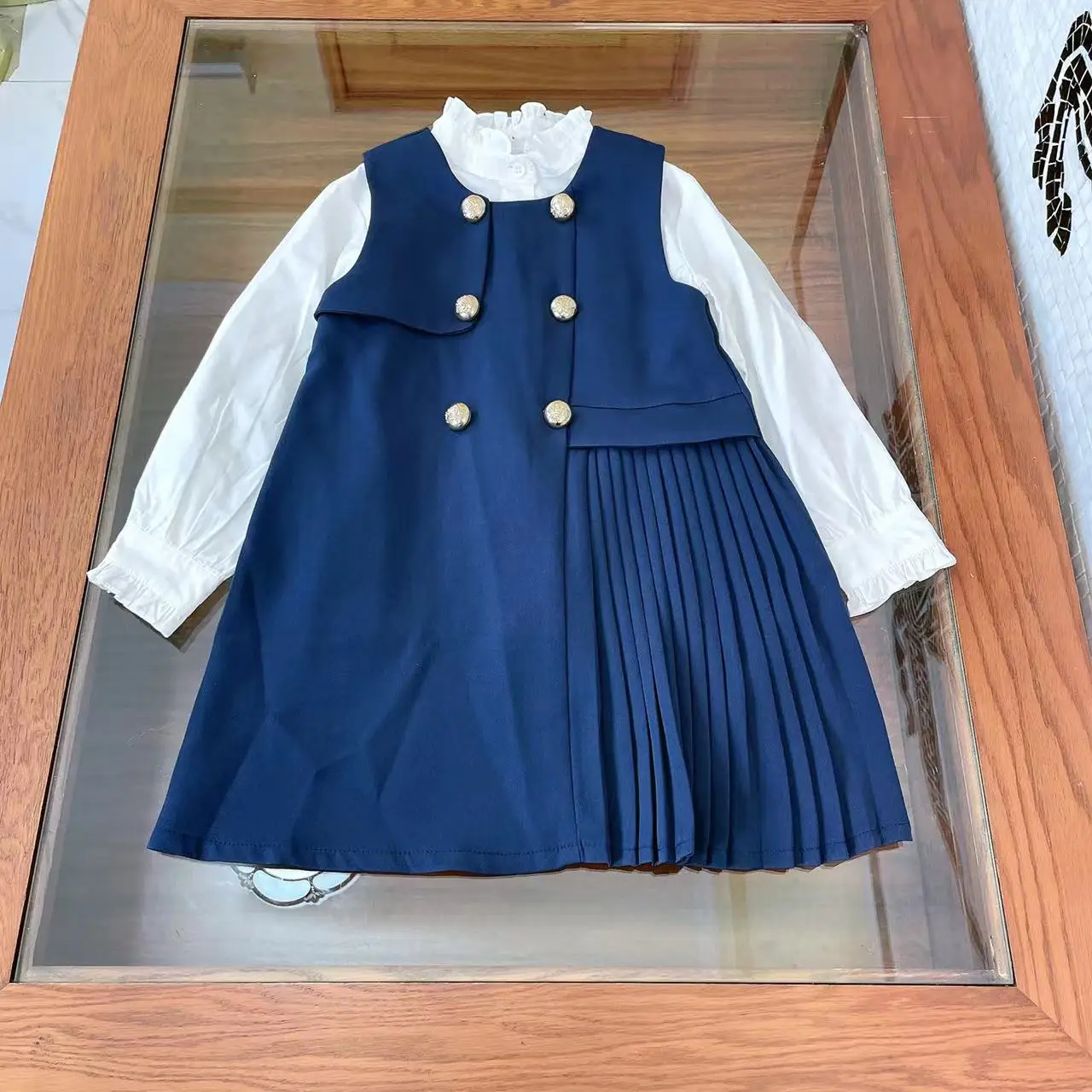 Brand designer children's wear girls' shirt suit dress fashion autumn children's wear casual party luxury dress 2 sets
Brand designer children's wear girls' shirt suit dress fashion autumn children's wear casual party luxury dress 2 sets