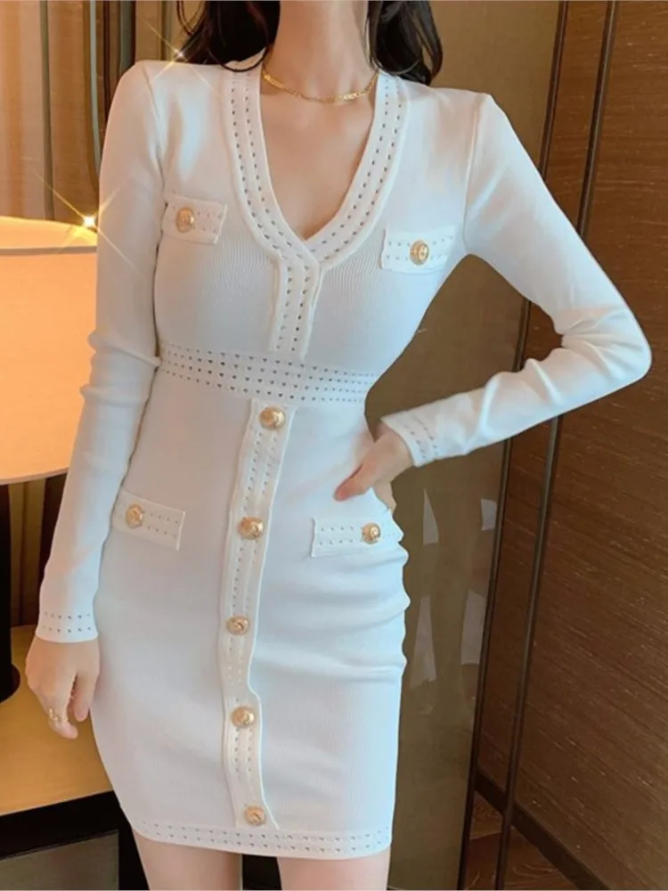 Women’s Spring Autumn Vintage V-Neck Knitting Dress Female Elegant Single-Breasted Vestidos Slim Mini Hip Wrap Sweater Dresses
Women’s Spring Autumn Vintage V-Neck Knitting Dress Female Elegant Single-Breasted Vestidos Slim Mini Hip Wrap Sweater Dresses