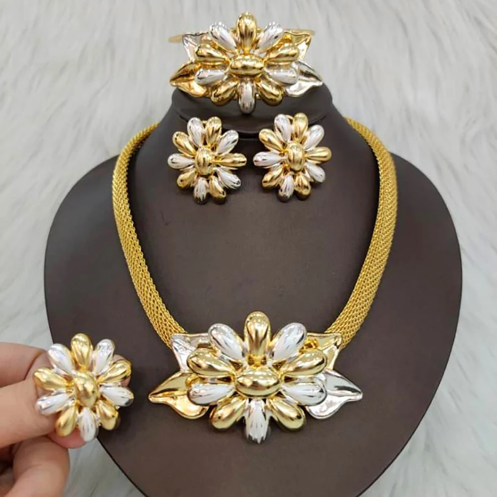 Bridal Jewelry Sets 5 Pcs Jewelry Chain Earring Ring Bangles For Dubai Women Americans Of African Descent Golden Jewelry Set
Bridal Jewelry Sets 5 Pcs Jewelry Chain Earring Ring Bangles For Dubai Women Americans Of African Descent Golden Jewelry Set